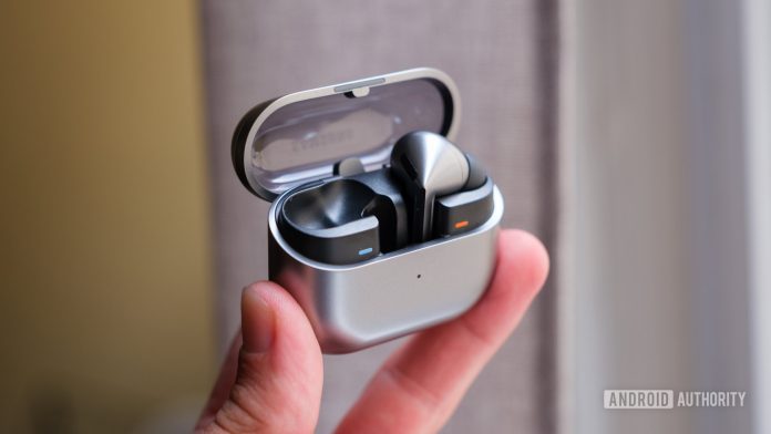 Η δύσκολη αρχή των Galaxy Buds 3 Pro