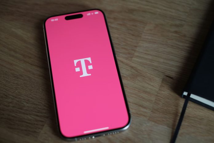 Πώς σχεδόν κλάπηκαν τα δεδομένα της T-Mobile σας