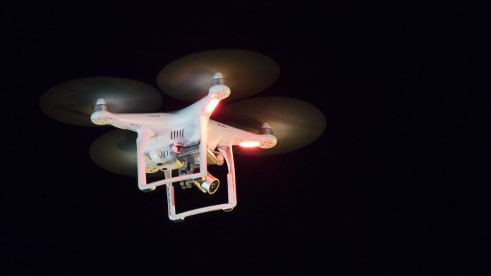 Τα drones μπορούν να αποφύγουν τους παρεμβολές GPS πλοηγώντας με τα αστέρια