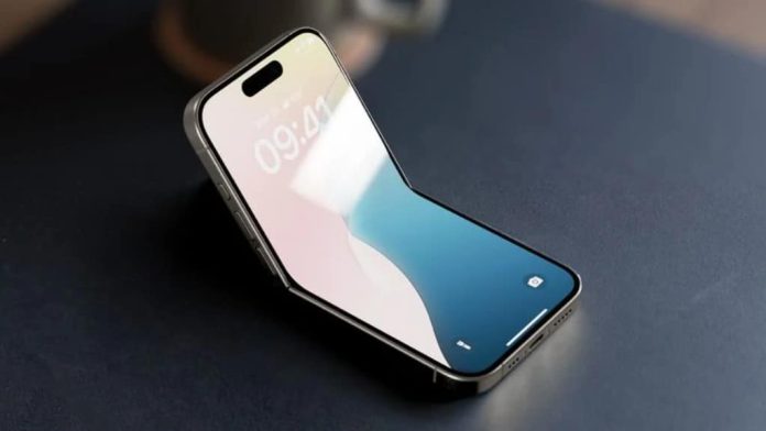 To iPhone Flip εκτιμάται ότι θα αναζωογονήσει την αγορά των αναδιπλούμενων smartphone