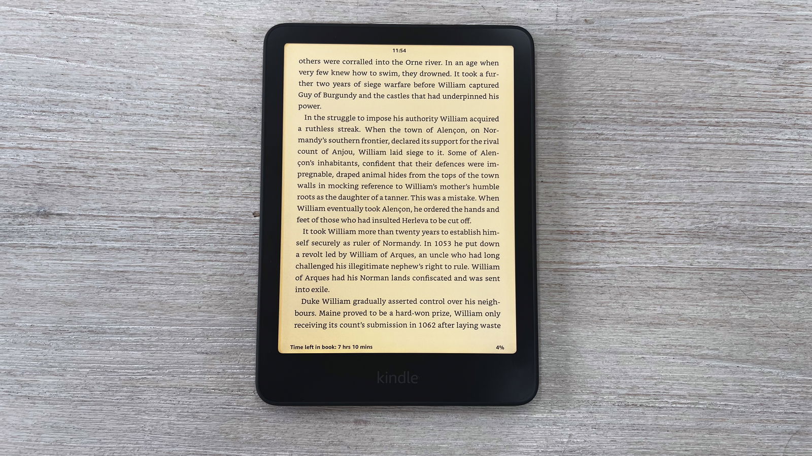 The Amazon Kindle Paperwhite (2024) screen set at the warmest yellow light